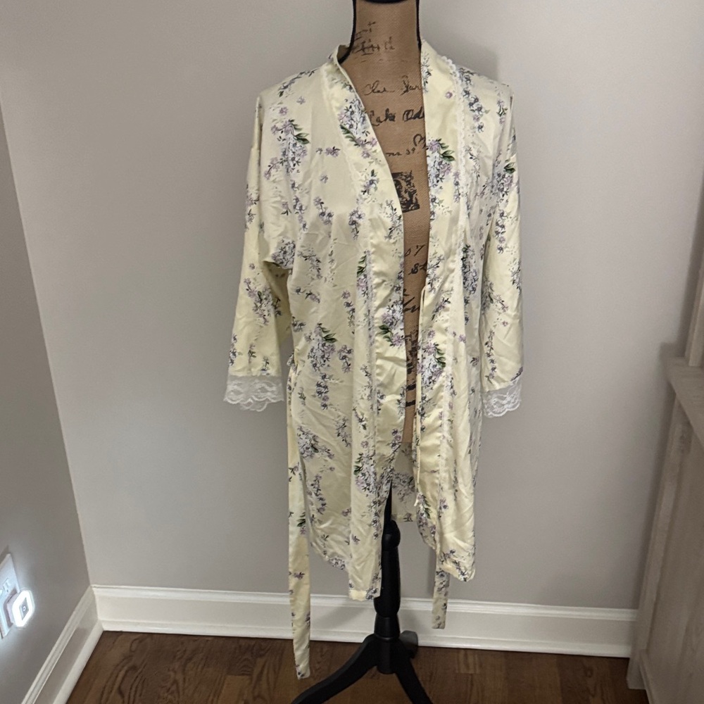 Linea Donatella Floral Lace Trim Robe - Cream